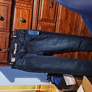 !!.  Juniors  size 2 jeans